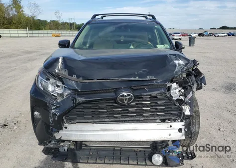 2020 Toyota Rav4 Xle из США, поврежденный, VIN JTMP1RFV8LD051486